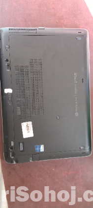 Hp840 g2 . Ram 8gb hard disk 550